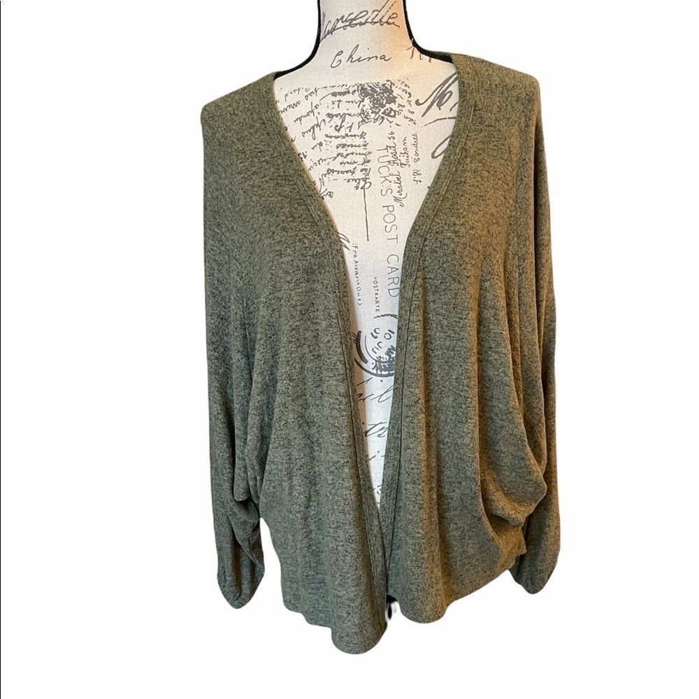 Bobeau oversized cardigan sweater size XS